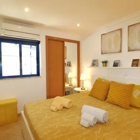 Sweethome - Da Rocha * Portimão